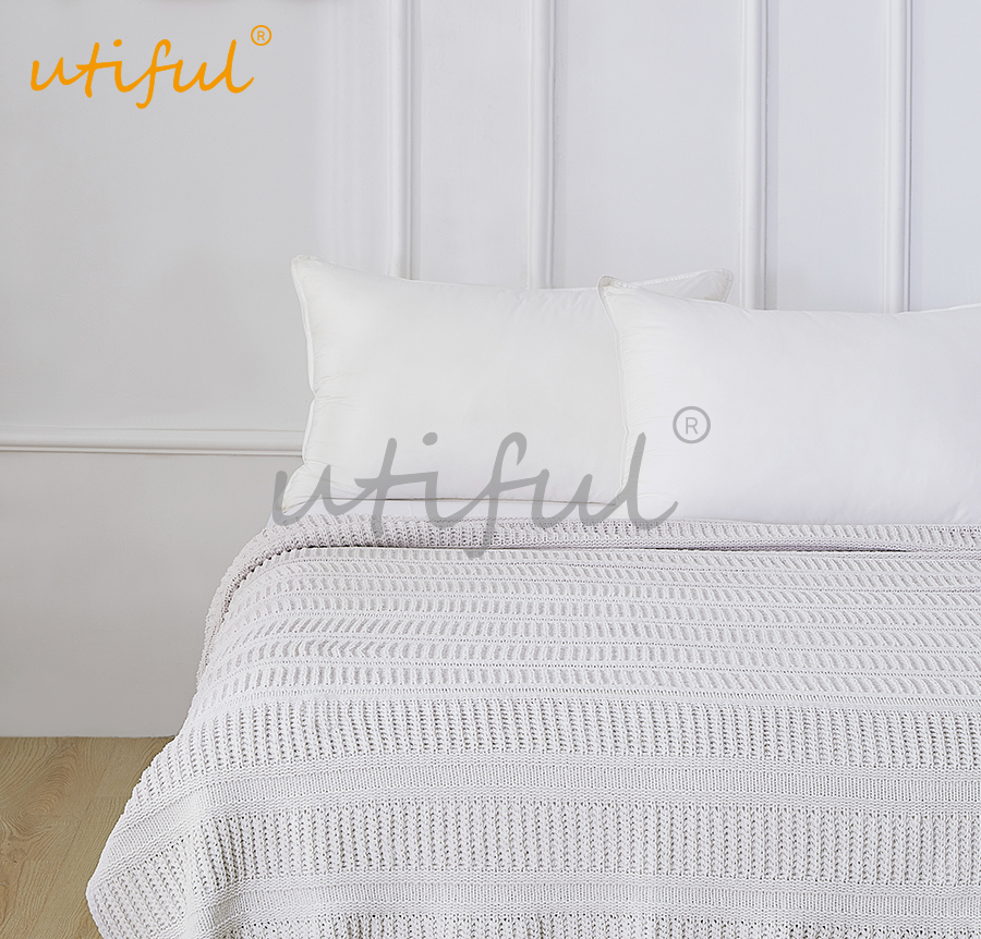 Chain and stripe chenille knit throw